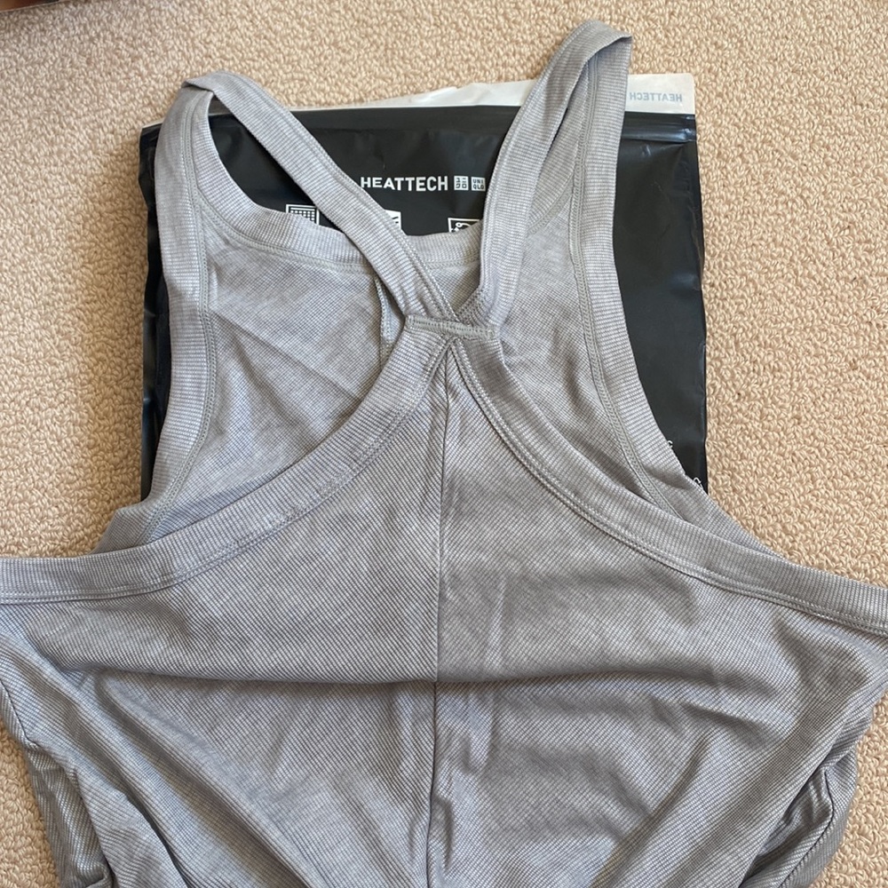 XL size 4 Alexander Wang heattech ribbed sleeveless tank Gray Uniqlo. NIB New.